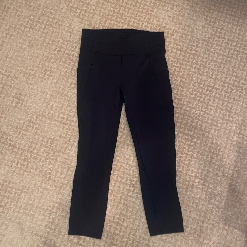 NWOT Cropped Lululemon Leggings